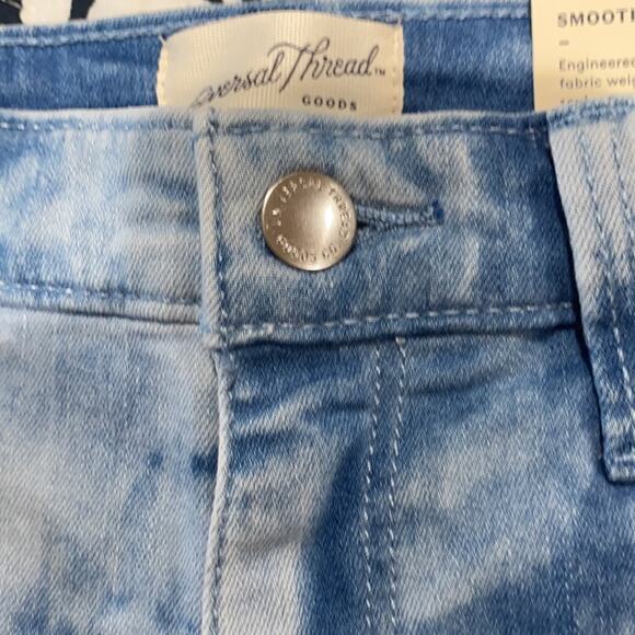 Universal Thread acid wash High Rise Jean Shorts - Picture 9 of 10